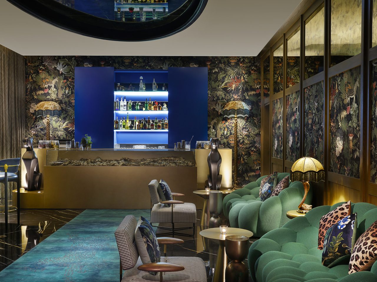 InStyle Touristik - Dubai - W Dubai Mina Seyahi -W Lounge - Leopard Bar