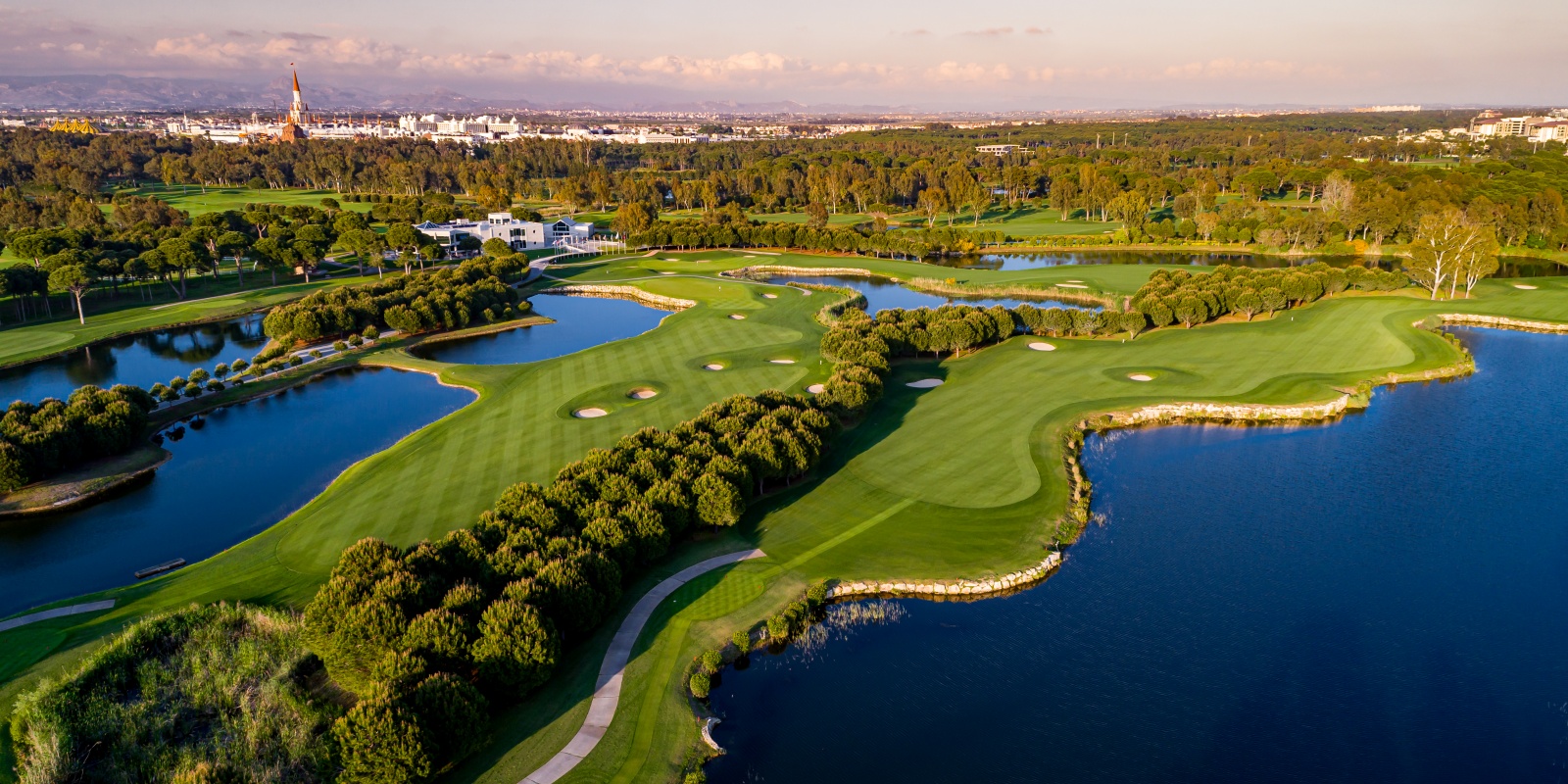 InStyle Touristik Tuerkei_Tee Time Tuerkei_Kempinski the Dome.Instyle.AGC_sultan©TeemuKiiskinen-0266