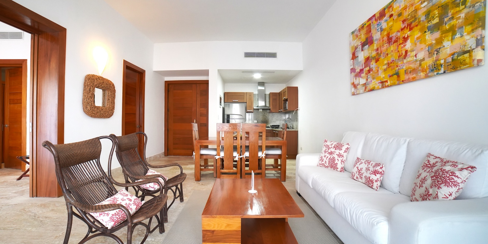 Instyle Touristik – DomRep – ©Latinconnect – Einsteigerreise Sublime Samana – One Bedroom Suite, room, living room area, sofa,