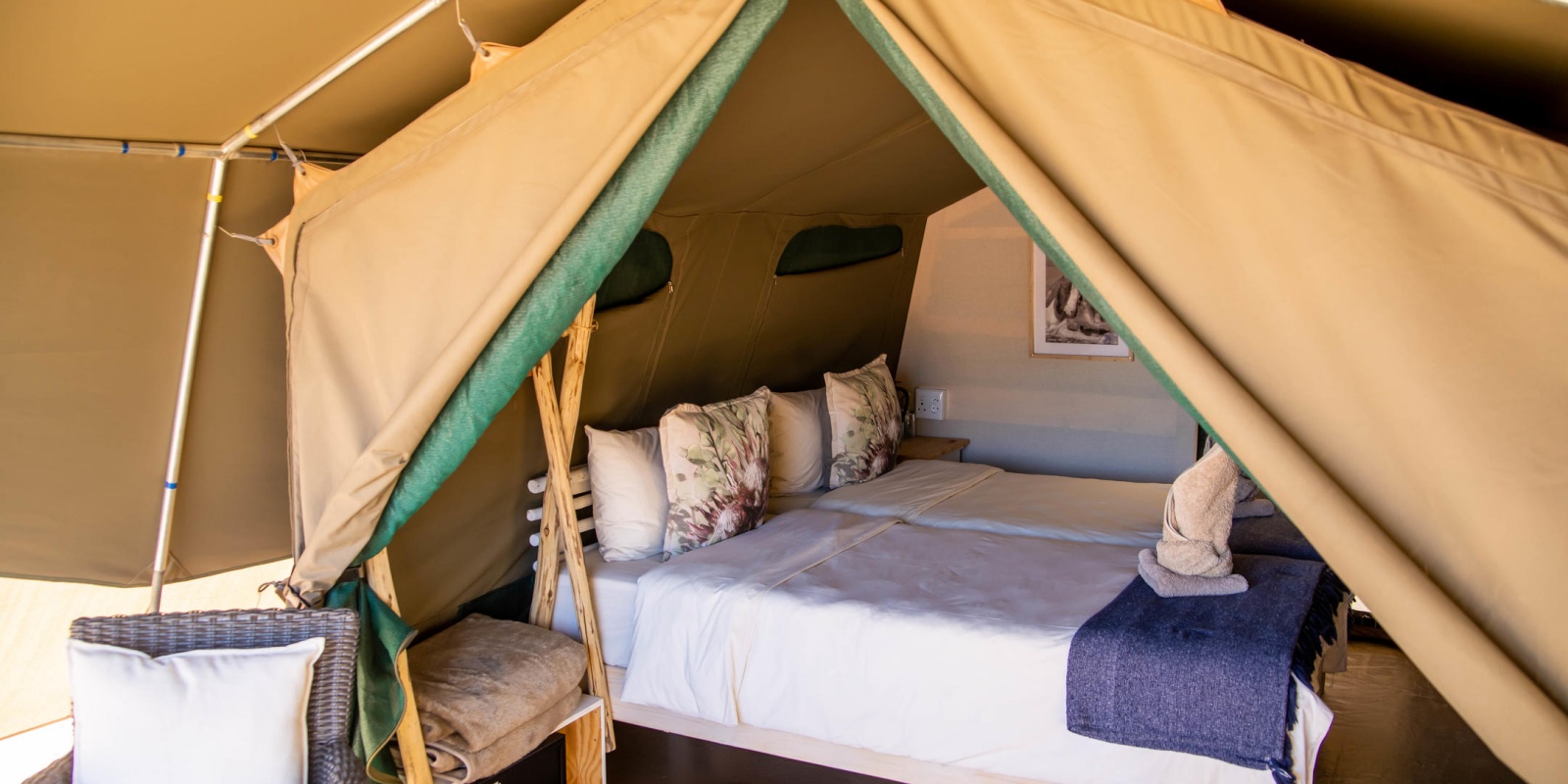 Instyle Touristik – Namibia – CopyrightNamibiaTourismBoard – Namibia Circle b92a53831