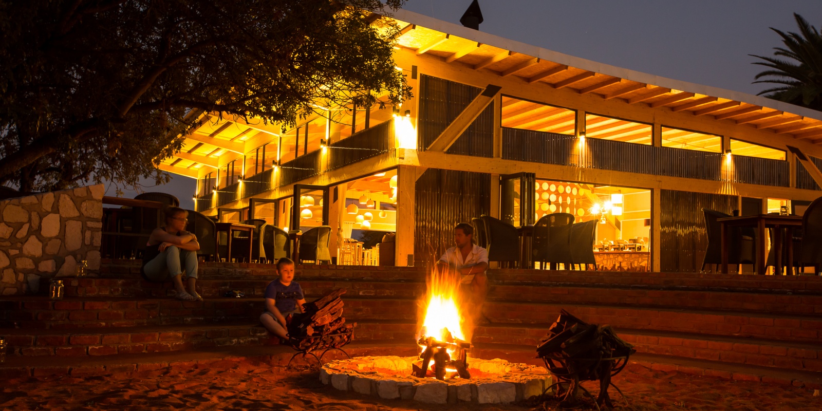 Instyle Touristik – Namibia – Namibia Explorer KALAHARI ANIB LODGE – RESTAURANT AND BAR (4)