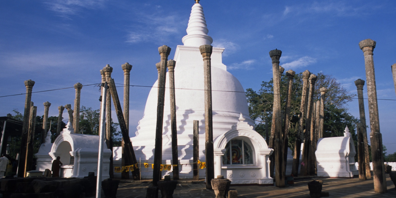 Instyle Touristik – Sri Lanka – ©SriLankanTourismBoard – Norden und Osten Sri Lankas Thuparamaya – Anuradhapura