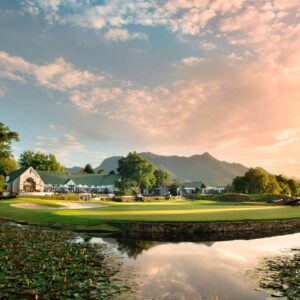 Instyle Touristik – Südafrika – ©FinestTravelAfrica – Golfreise – The Luxperience in Südafrikafancourt_clubhouse_from_montagu_golf_course