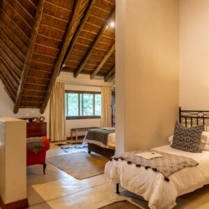 Instyle Touristik – ©FinestTravelAfrica – Golfreise Südafrika – Wein & WildlifeFamily room (2)