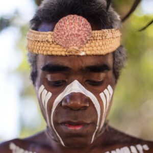 InstyleTouristik_Portrait culture Kanak avec WeCeCa-copyright Marine Reveilhac NCT-2029-08-07(2) Kopie