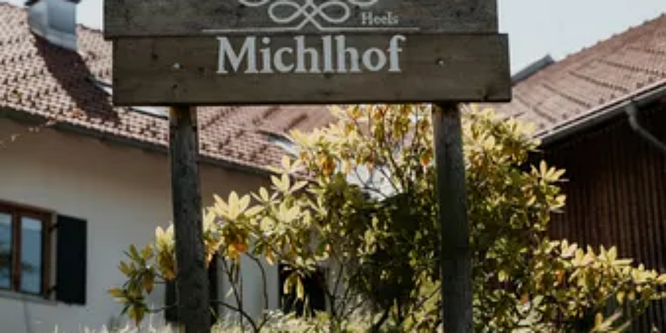 Michlhofschild Parkplatz-0rw1xs4g79ajvrw