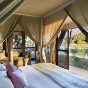 InstyleTouristik_FlugsafariBotswanaOkawangaDelta_copyright GoVacBlackXaranna Okavango Delta Camp_2