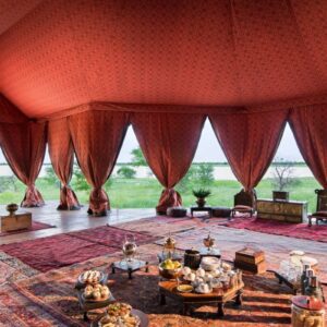 InstyleTouristik_FlugsafariWüstezumDelta_copyright GoVacBlackJack s Camp Tea Tent
