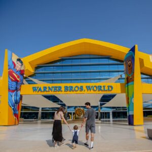 InstyleTouristik_@ValentinLeonard Visits Warner Bro’s Abu Dhabi copy_copyrightAbuDhabiTourism