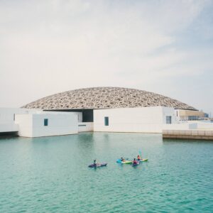 InstyleTouristik_Kayaking at Louvre Abu Dhabi 03 copy_copyrightAbuDhabiTourism
