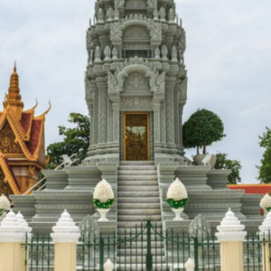 InstyleTouristik_Silver Pagoda 2 copy_©SaffronTravel